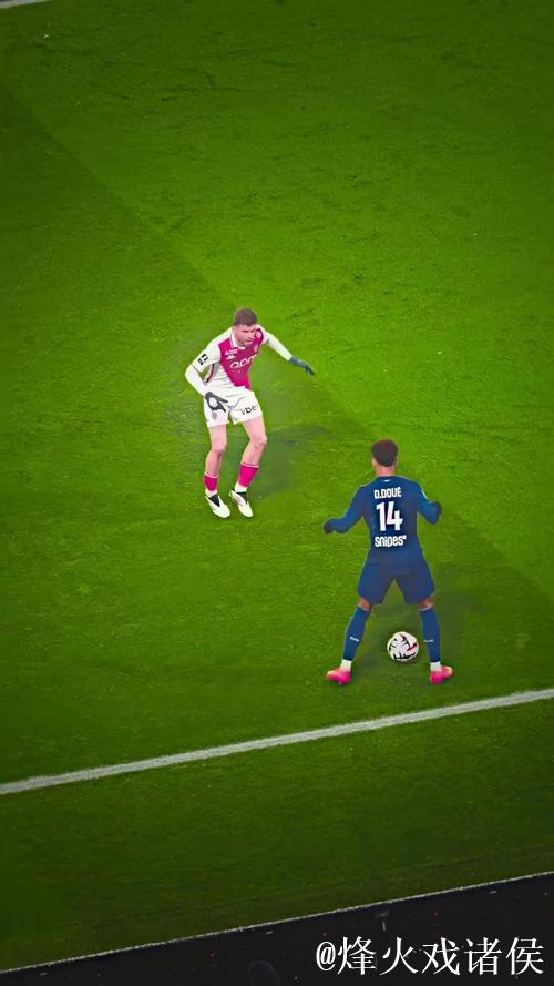 杜埃长距离奔袭 巴黎圣日耳曼3-2力克梅斯