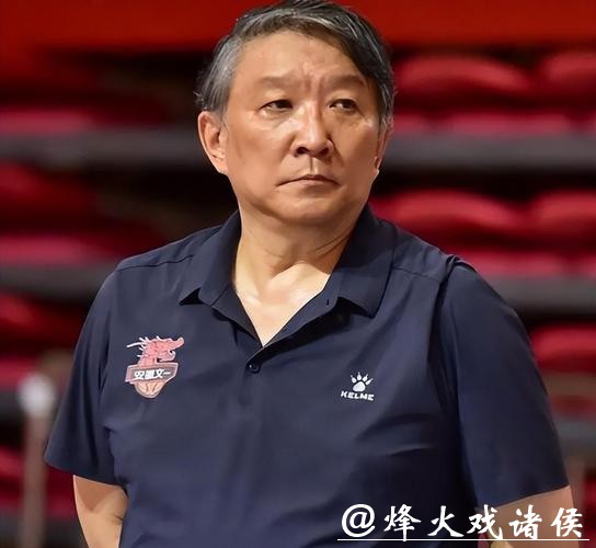 澳洲合同结束，韩旭面临三大选择，李月汝或成牵线人，宫鲁鸣深知其意